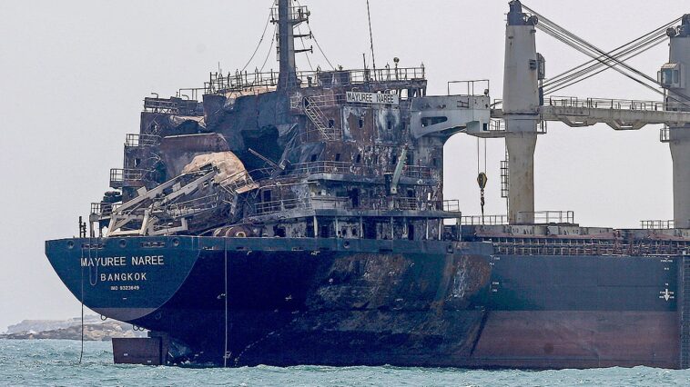 sea-mine-crisis-re-emerges-in-strait-of-hormuz-as-tehran-urges-washington-to-accept-deal