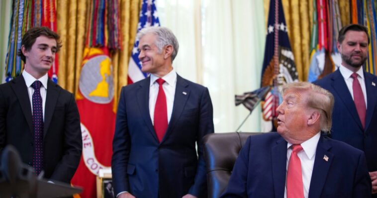 trump-announces-new-fraud-bounty-program,-nick-shirley-first-to-cash-in