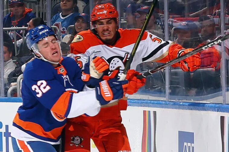 islanders’-kyle-maclean,-mitchell-chaffee-have-solid-outings-in-season-debuts