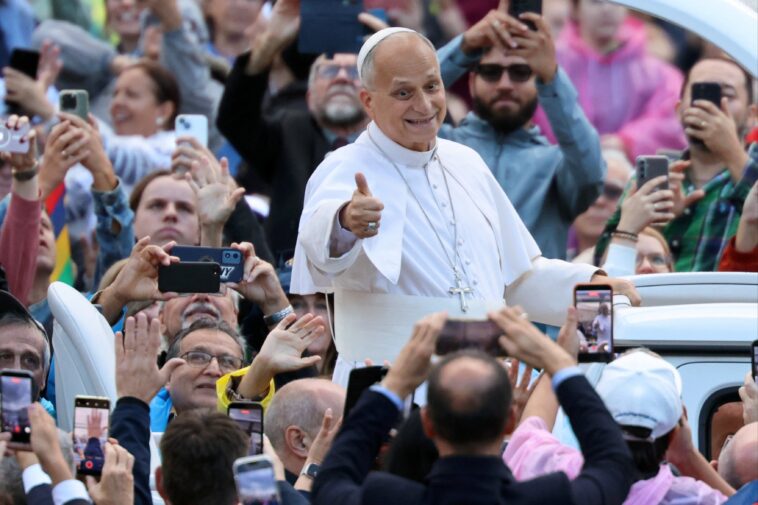 pope-leo-returns-to-st.-peter’s-square,-hold-first-audience-since-cancer-surgery