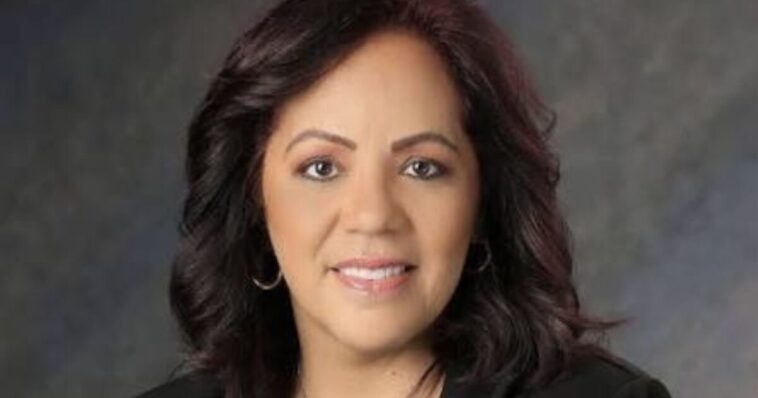 lefty-florida-mayor-arrested-on-charges-of-grand-theft,-organized-scheme-to-defraud