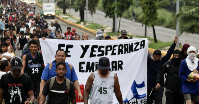 new-migrant-caravan-leaves-southern-mexico,-many-hoping-for-democrat-win-in-midterms