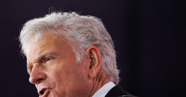 franklin-graham-lays-out-the-differences-between-parties-ahead-of-midterms:-‘look-prayerfully-at-what-both-parties-stand-for’