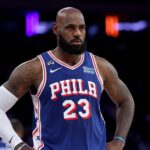 lebron-james-gets-roasted-for-disrespect-to-national-anthem:-‘this-is-how-he-shows-his-gratitude’