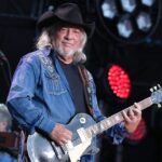 john-anderson,-country-music-hall-of-famer,-dead-at-71