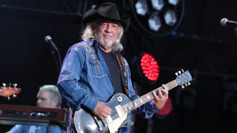 john-anderson,-country-music-hall-of-famer,-dead-at-71