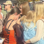 washington-high-school-girl-walks-off-starting-line-alone-in-protest-of-trans-runner,-ending-her-season