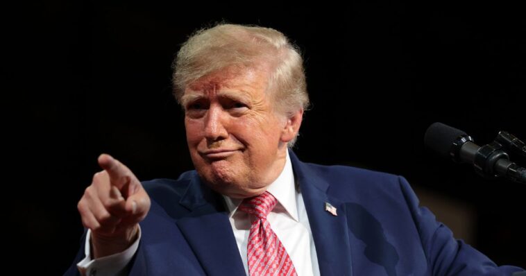 these-americans-who-fled-to-europe-to-escape-trump-quickly-realized-they-made-a-big-mistake