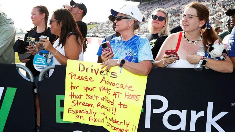 nascar-fans-have-changed-the-channel-for-good,-and-the-alarming-trend-just-hit-a-boiling-point