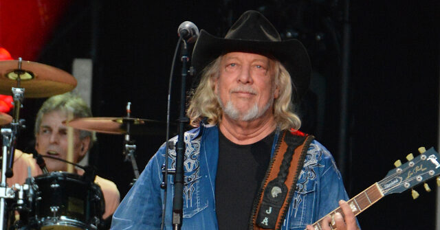 john-anderson,-country-music-hall-of-famer,-dies-at-71
