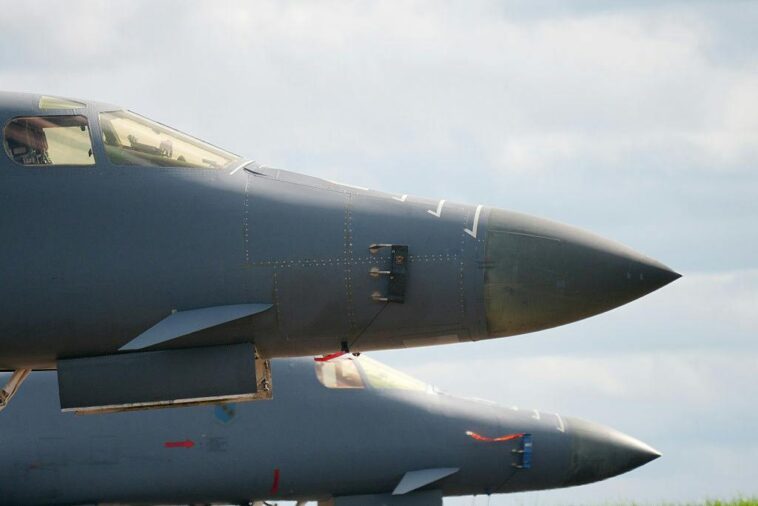 american-bombers-leaving-england-is-another-sign-that-the-lights-are-going-out-all-over-europe