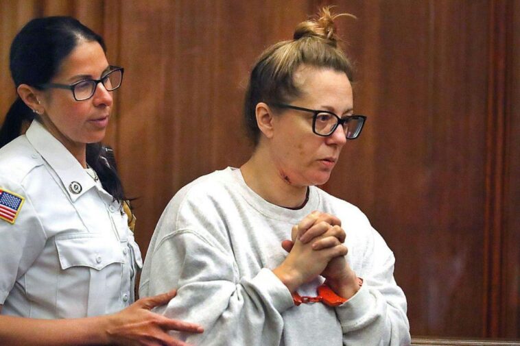 mom-accused-of-killing-two-kids-shares-similarity-with-lindsay-clancy