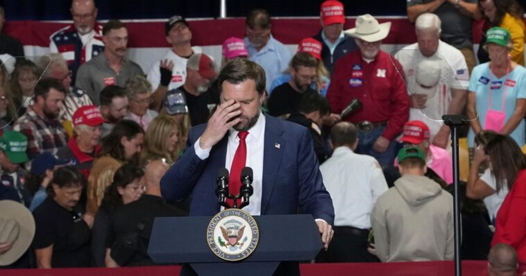 watch:-jd-vance-turns-to-prayer-as-medical-emergency-halts-rally