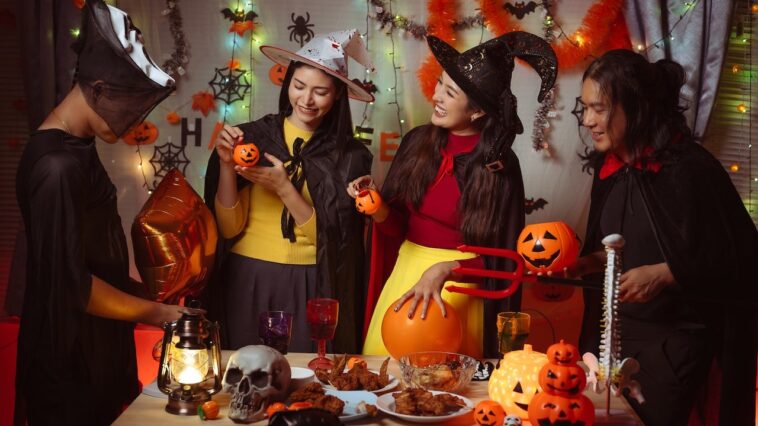 last-minute-halloween-essentials-—-party-supplies,-costume-finishing-touches-and-more,-starting-at-$10