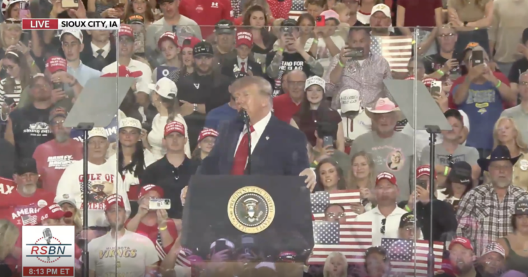 watch-live:-president-trump-holds-midterm-rally-in-sioux-city,-iowa-–-7:30-pm-et