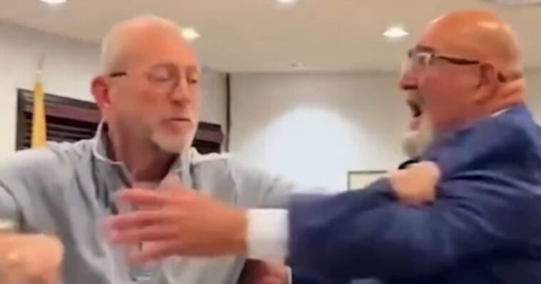 watch:-new-jersey-mayor-goes-viral-after-charging-at-heckler-during-council-meeting,-admits-‘i-just-basically-snapped’