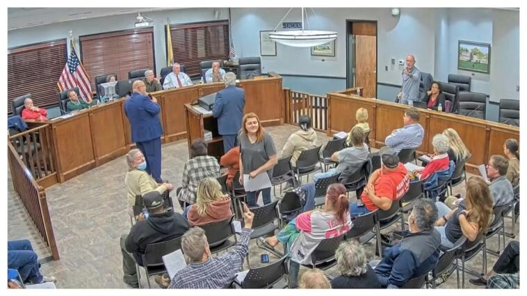 watch:-jersey-mayor-goes-berserk,-charges-critic-at-council-meeting