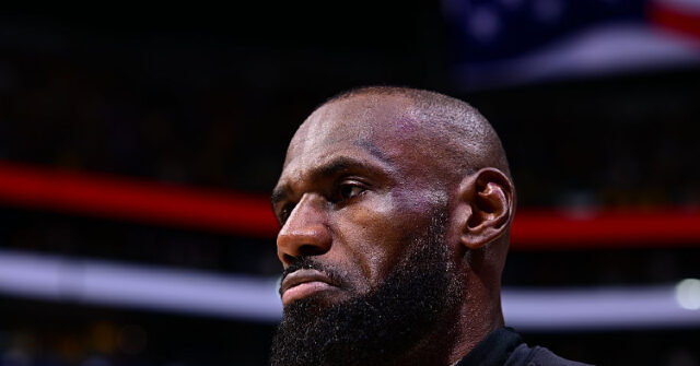 lebron-james-fires-back-at-trump-over-anthem-criticism