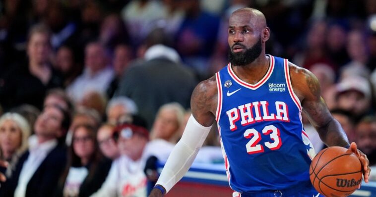 lebron-james-brushes-off-trump-criticizing-his-disrespectful-national-anthem-antics