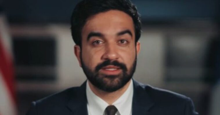 americans-go-off-on-communist-nyc-mayor-zohran-mamdani-after-he-tells-illegals-in-spanish-how-to-evade-ice-in-these-three-steps-(video)