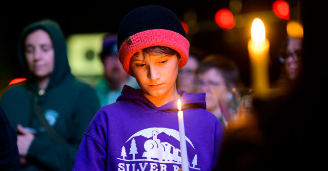 father-who-killed-oregon-school-attacker-describes-tense-seconds-before-pulling-trigger