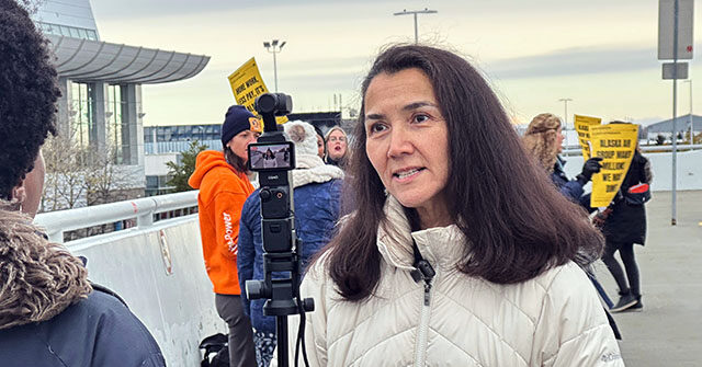 mary-peltola’s-career-has-been-built-on-the-backs-of-alaska’s-taxpayers