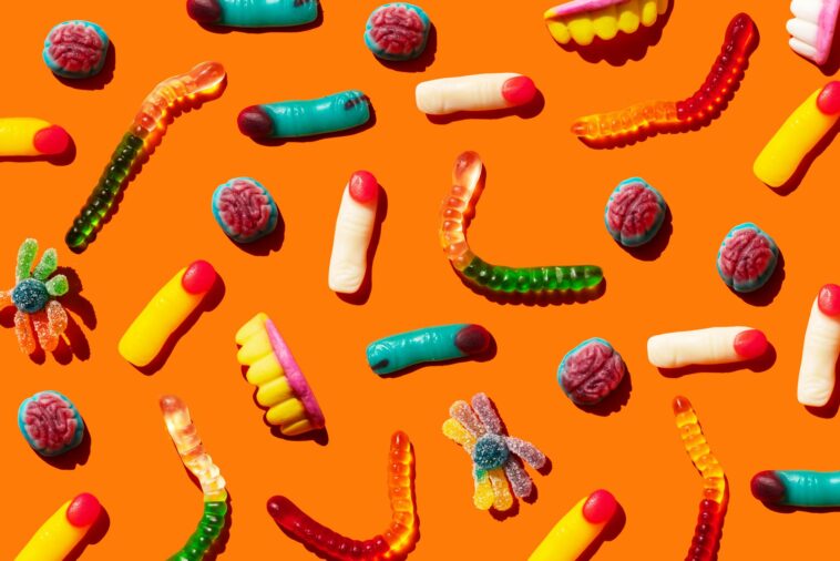 these-healthy-halloween-candy-swaps-might-taste-better-than-the-original