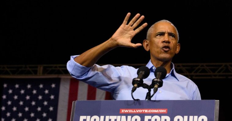 obama-compares-trump-to-saddam-hussein-in-controversial-campaign-rally-joke