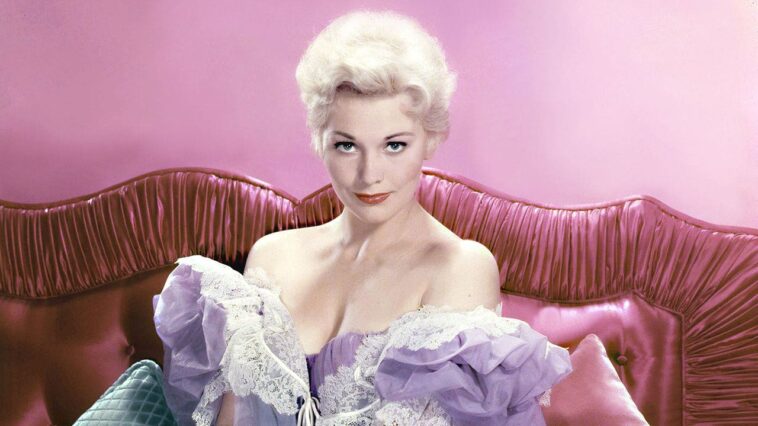 ‘vertigo’-star-kim-novak-plans-to-become-compost-after-death