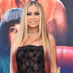 carmen-electra-officially-kicks-off-halloween-season-at-a-gas-station,-postgame-police-chase-&-ball-sac