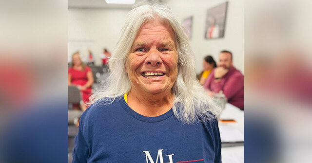 watch-—-texas-isd-names-elementary-school-after-76-year-old-retired-custodian:-‘they’ve-been-good-to-me’
