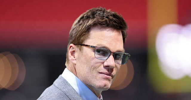 tom-brady-rips-nfl-refs-during-lions-packers-game:-‘what-is-that?!’