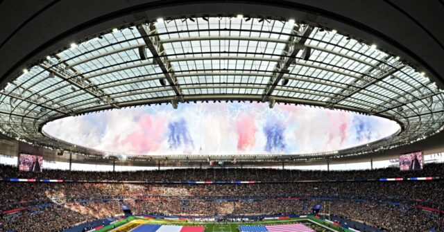 vive-le-nfl!-festive-crowd-defies-french-rioters-as-upbeat-paris-match-completed