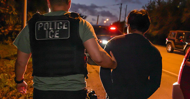 small-texas-town-works-with-ice-to-deport-194-illegal-migrants-this-year