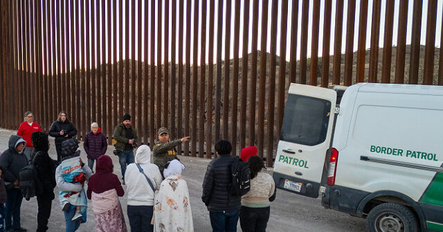 justice-department-cuts-migrant-asylum-wins-by-90%