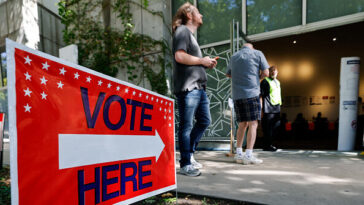 poll:-jewish-voters-favor-republicans-over-democrats-by-nearly-two-to-one