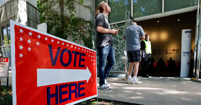 poll:-jewish-voters-favor-republicans-over-democrats-by-nearly-two-to-one