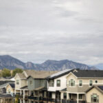 new-home-sales-top-forecasts-as-builders-cut-prices