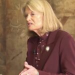 rino-lisa-murkowski-endorses-democrat-candidate-for-alaska-governor:-“a-view-and-a-perspective-that-i-think-alaska-needs-right-now”-(video)