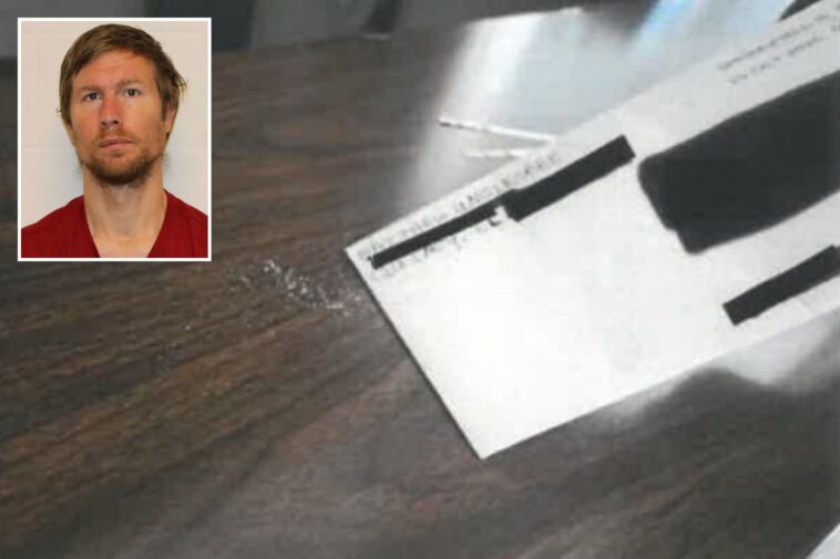 illinois-man-accused-of-threatening-congress-with-white-substances-in-letters-marked-with-his-return-address