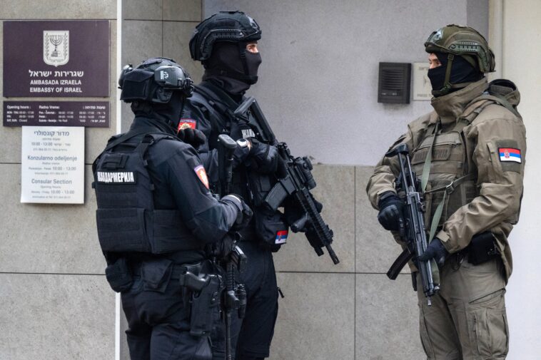 isis-supporting-minor-attacks-cop-guarding-israeli-embassy-in-belgrade-with-knives-–-before-being-fatally-shot:-report