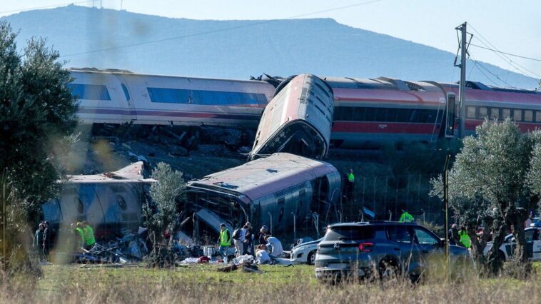 spain-high-speed-train-crash-kills-at-least-10