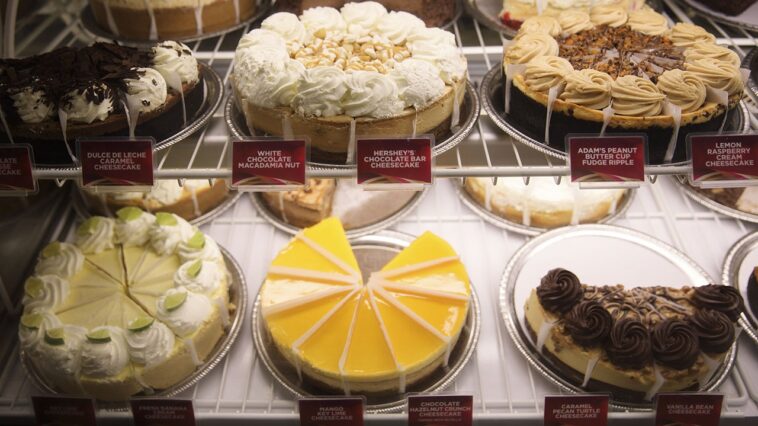 cheesecake-factory-among-list-of-popular-eateries-in-america’s-priciest-neighborhoods