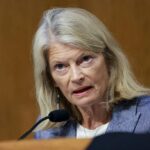 gop-senator-sticks-knife-in-party’s-back-with-stunning-pre-election-endorsement