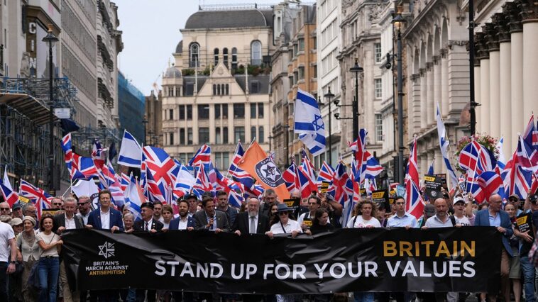 holocaust-educator-says-mamdani-could-learn-from-uk’s-targeted-approach-to-antisemitism-in-schools