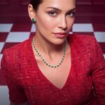 celebrities-love-angara-jewelry-—-and-it’s-on-sale-for-the-holidays