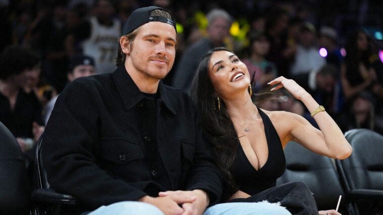 madison-beer-heckled-by-chargers-fans-during-disney-show,-madden-impressions-&-rays-reporter-aileen-hnatiuk!