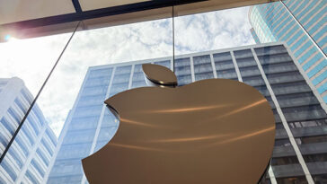 study:-apple-news-pushed-84-negative-headlines-about-gop-priorities-before-midterms,-zero-positive