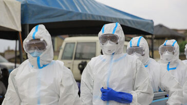 ebola-workers-in-congo-attacked-by-machete-mob-as-cases-pass-10,000