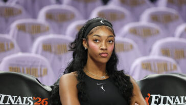 wnba-finals-game-6-ticket-prices-crash-to-$32-for-12:30-game